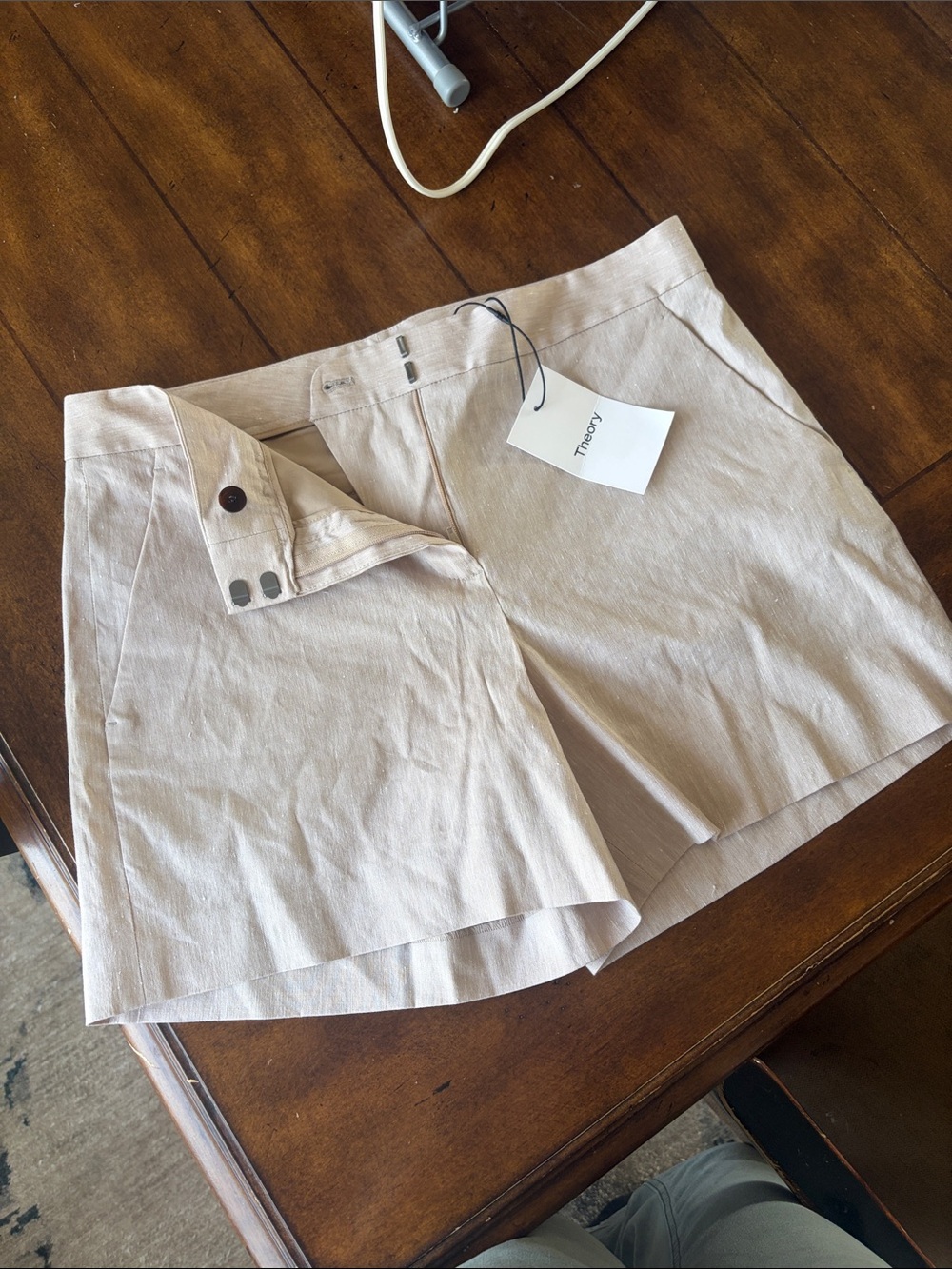 Theory Beige Linen-Blend Skort